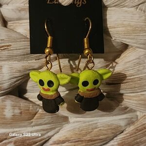 Baby Yoda Grogu Disney Mandalorian Earrings